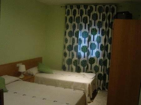 Hostal Emilio Barajas Madrid Ngoại thất bức ảnh